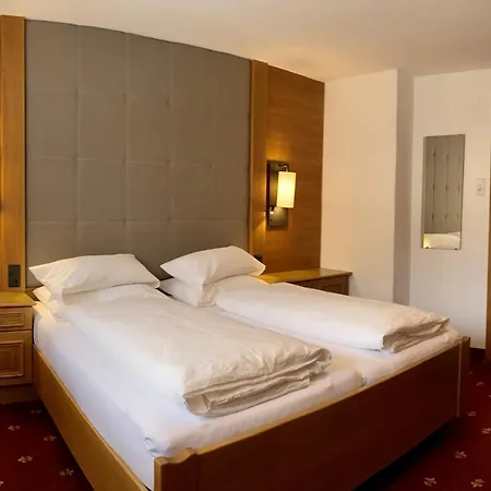 Klaus Hotel 3*